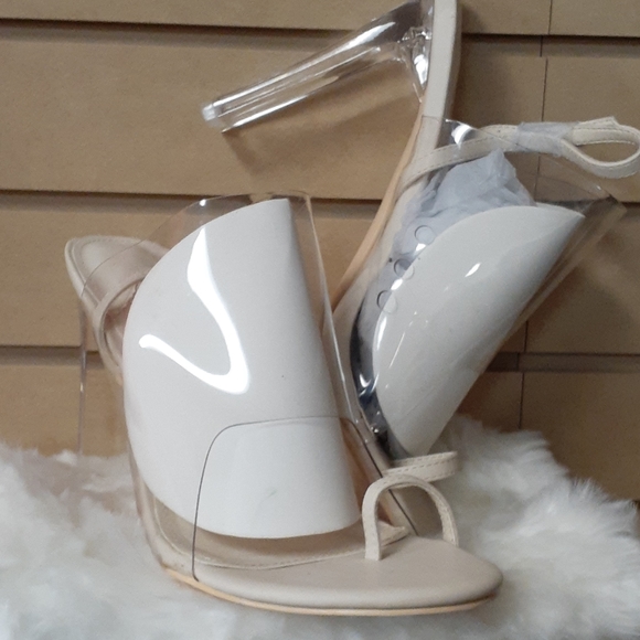 Heels - Picture 2 of 2